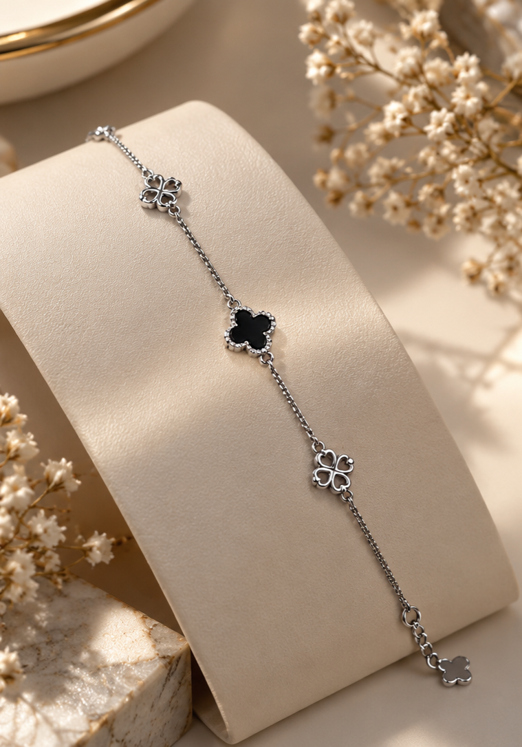 Midnight Clover Elegance Bracelet
