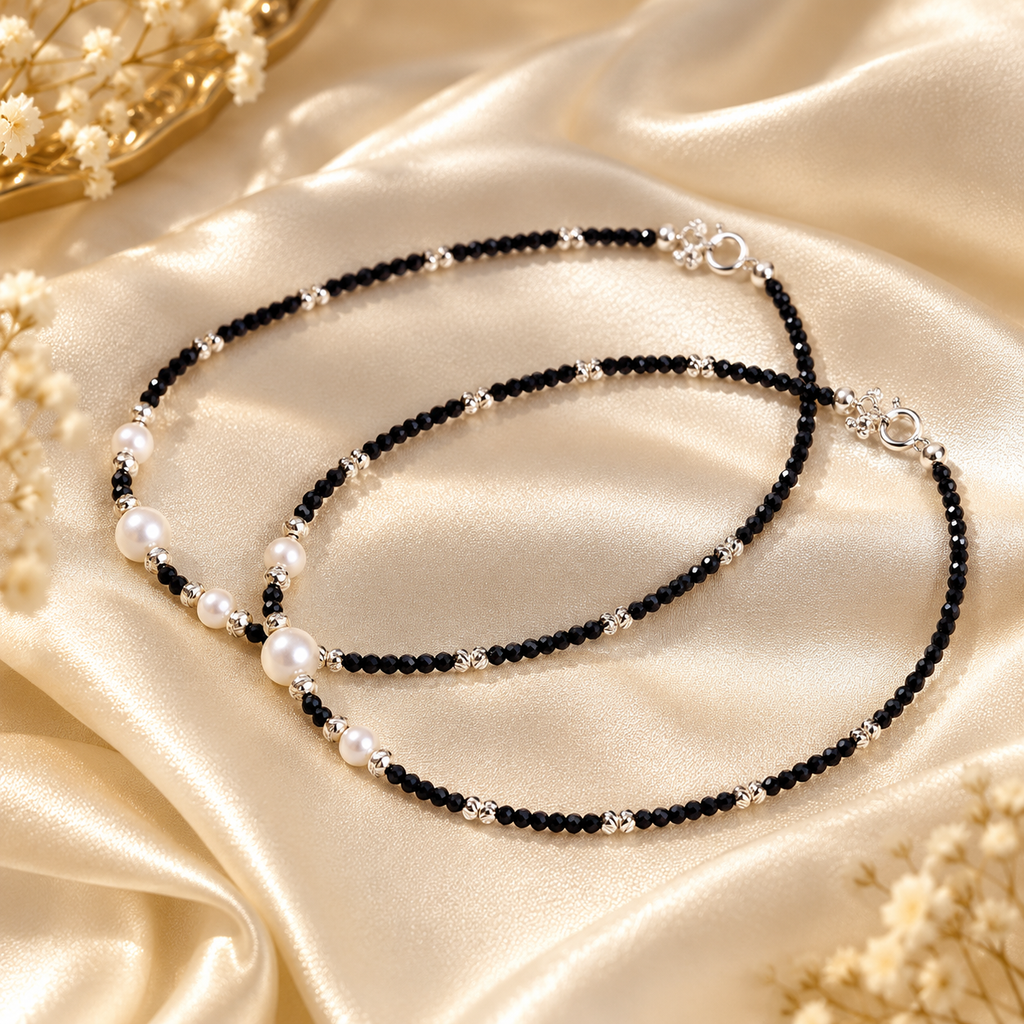 Midnight Pearl Elegance Black Bead Payal