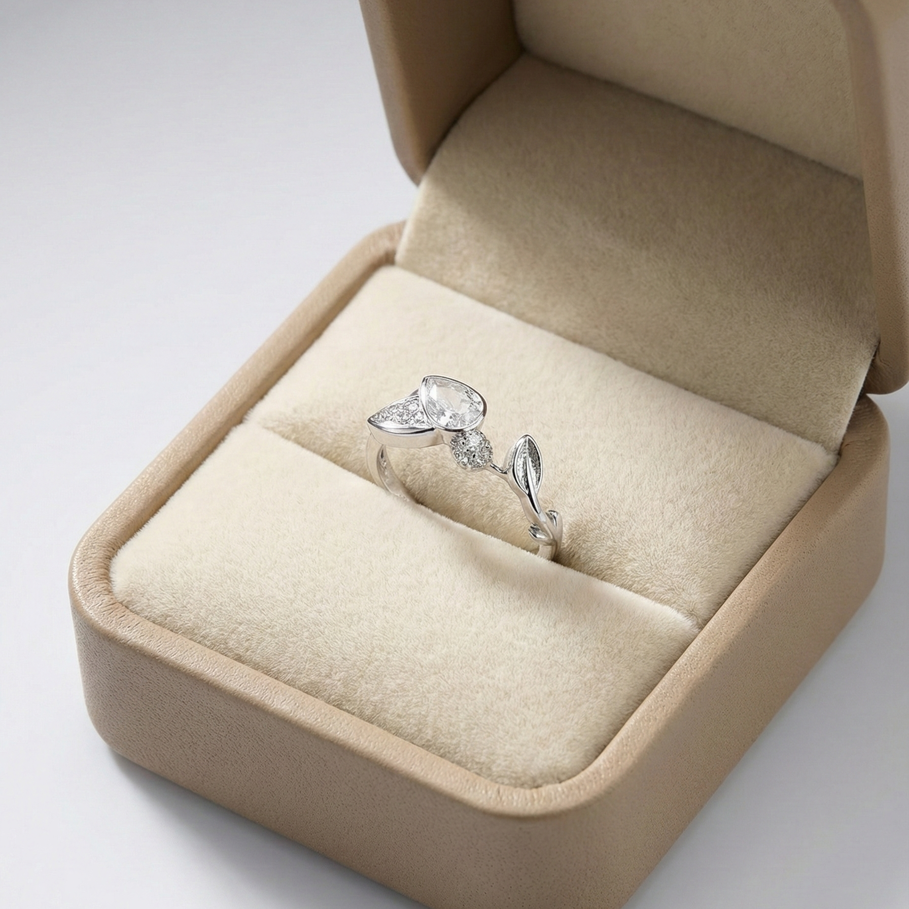 Asymmetrical leaf & Crystal Ring_1