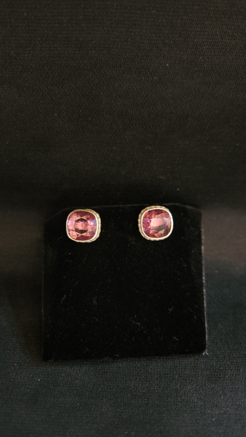 The Cushion Studs in Rose