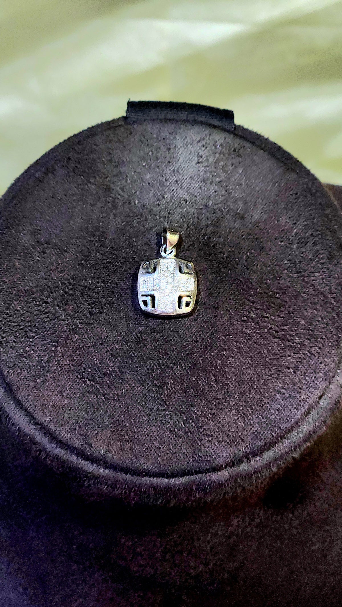 Elegant Cross Pendant
