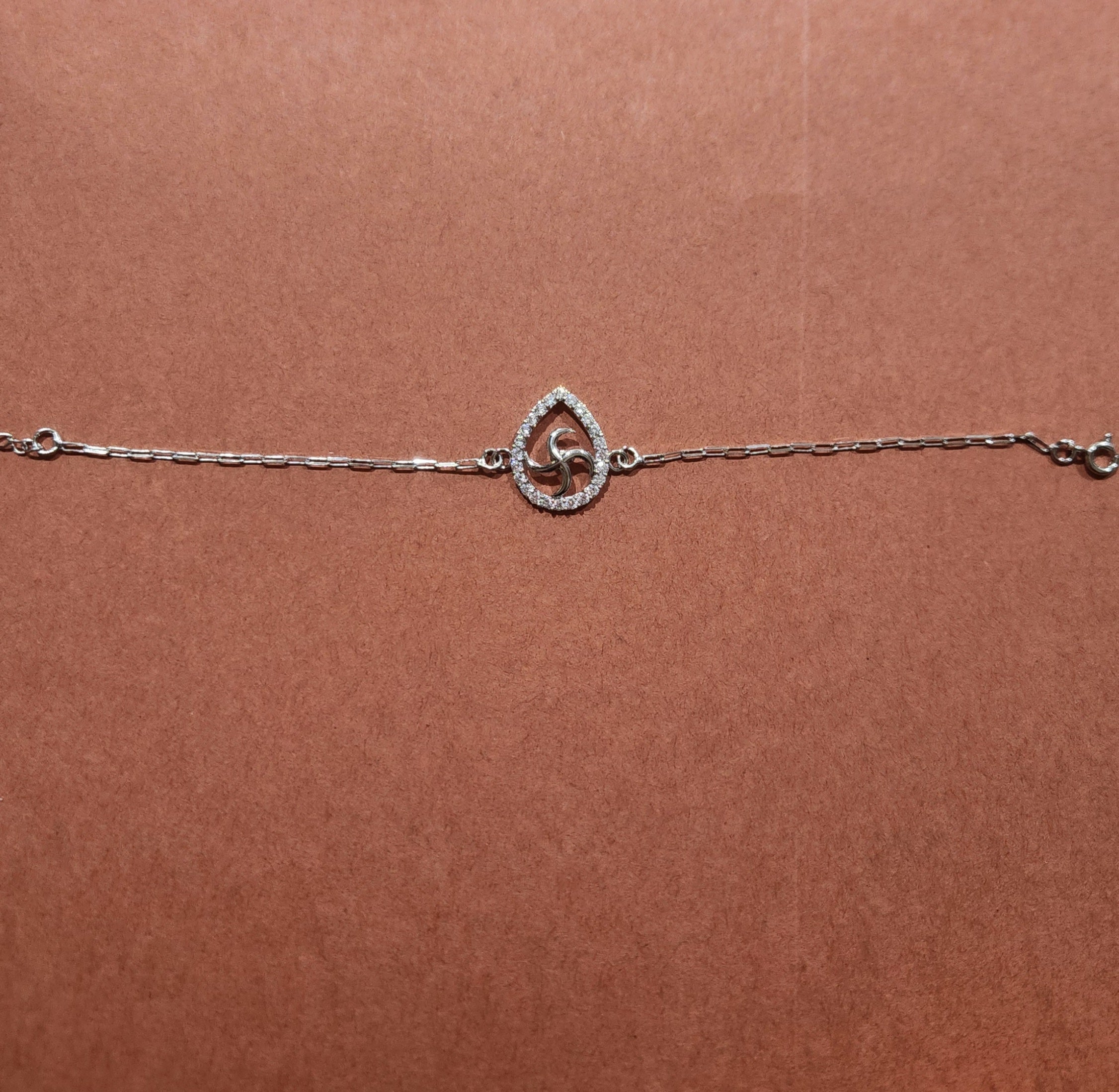 Elegant Teardrop Rakhi