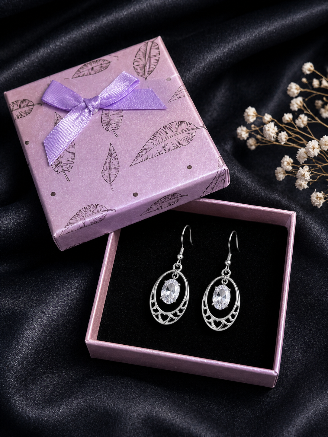 Heart Cut out Solitaire Drops
