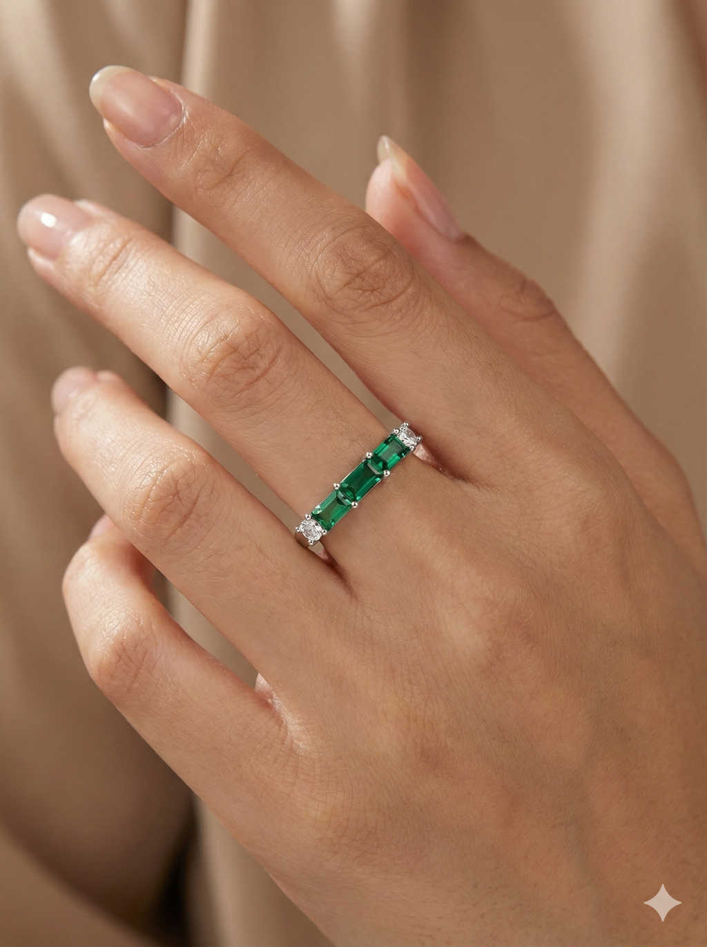 Modern Emerald Classic_3