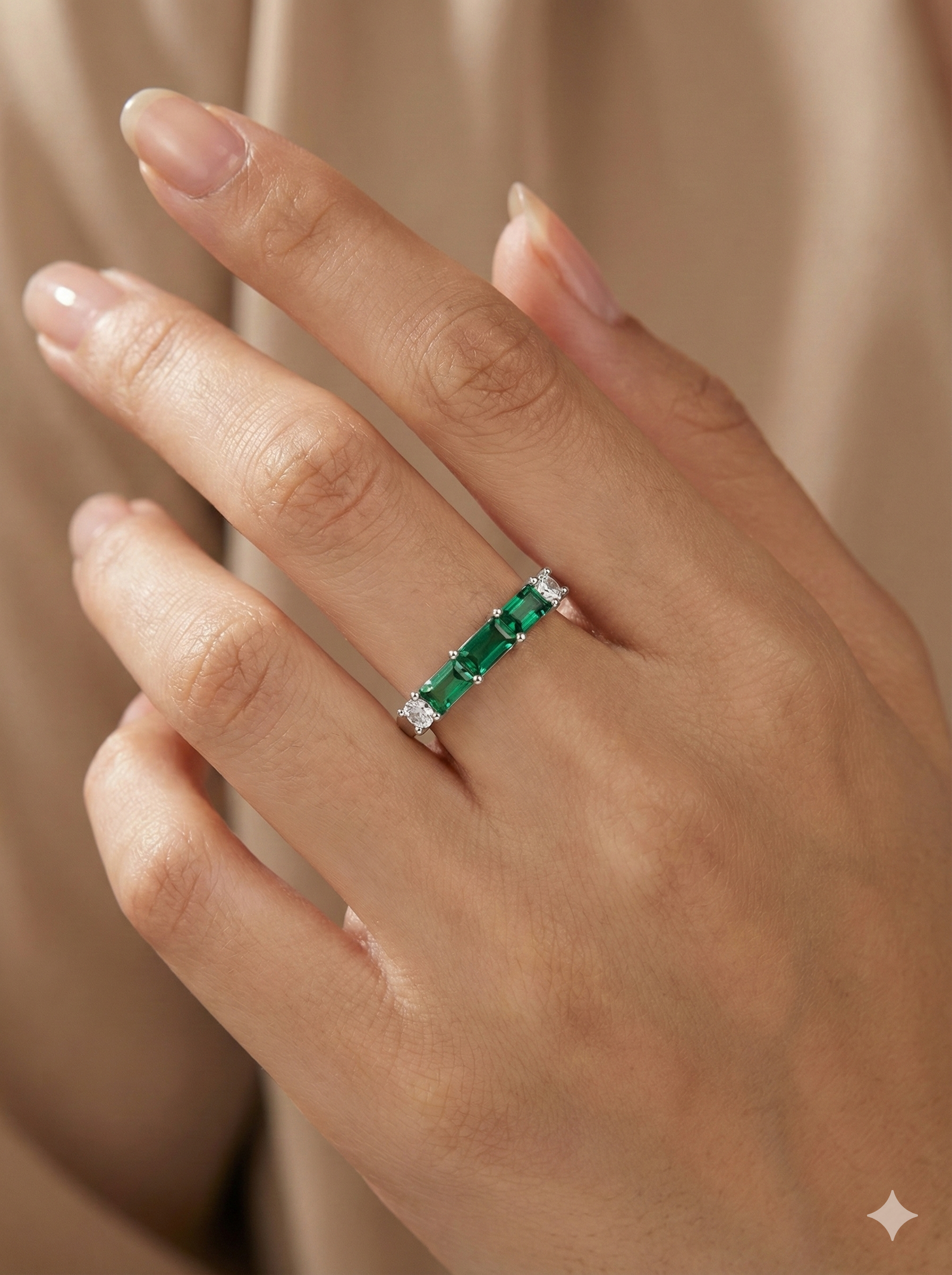 Modern Emerald Classic_3