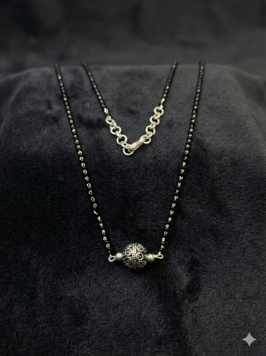 Modern Minimalist Silver Mangalsutra_1