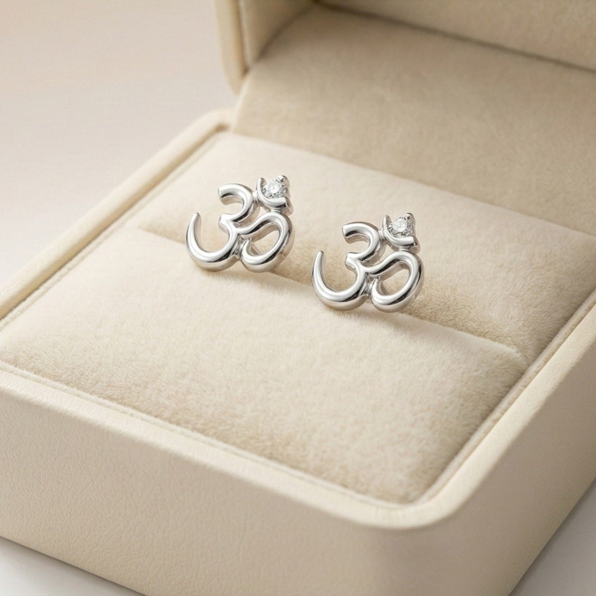 Om Earrings_1