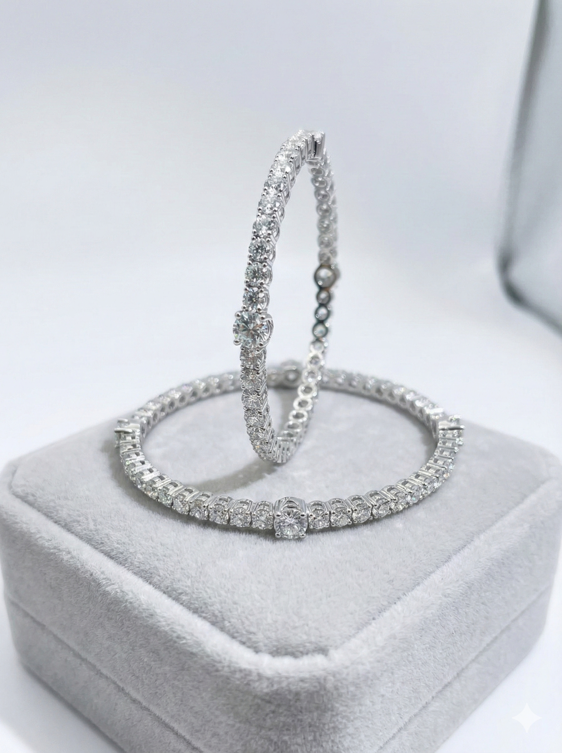 Round Cut Crystal Bangle Set_1