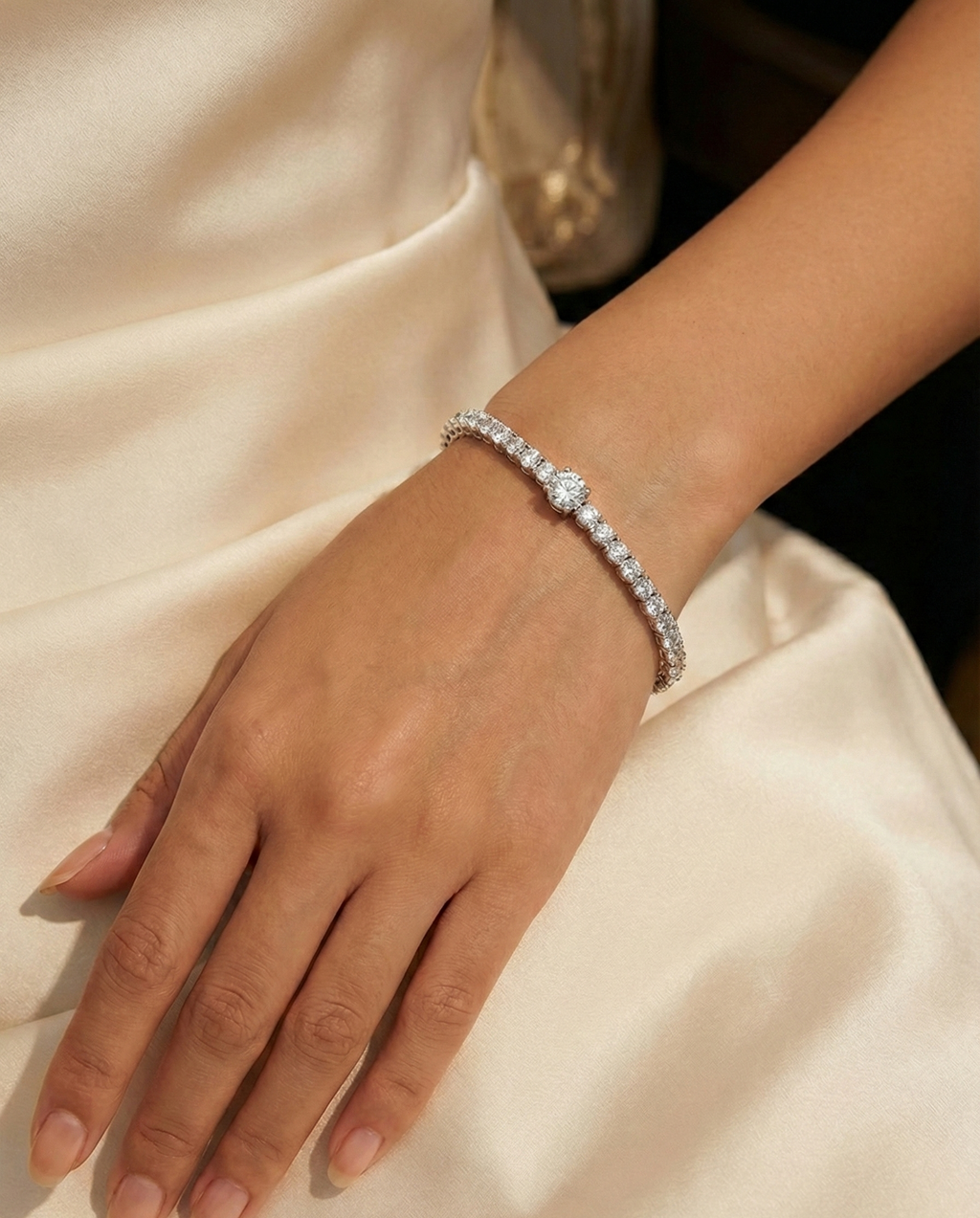 Round Cut Crystal Bangle Set_4
