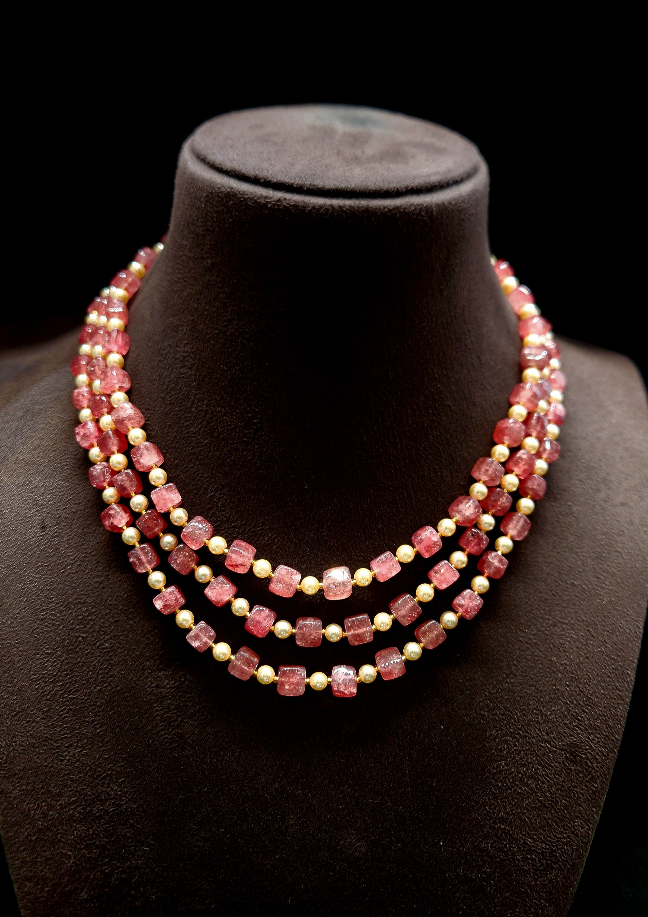Sarvoski Pearl & Red Quartz Mala
