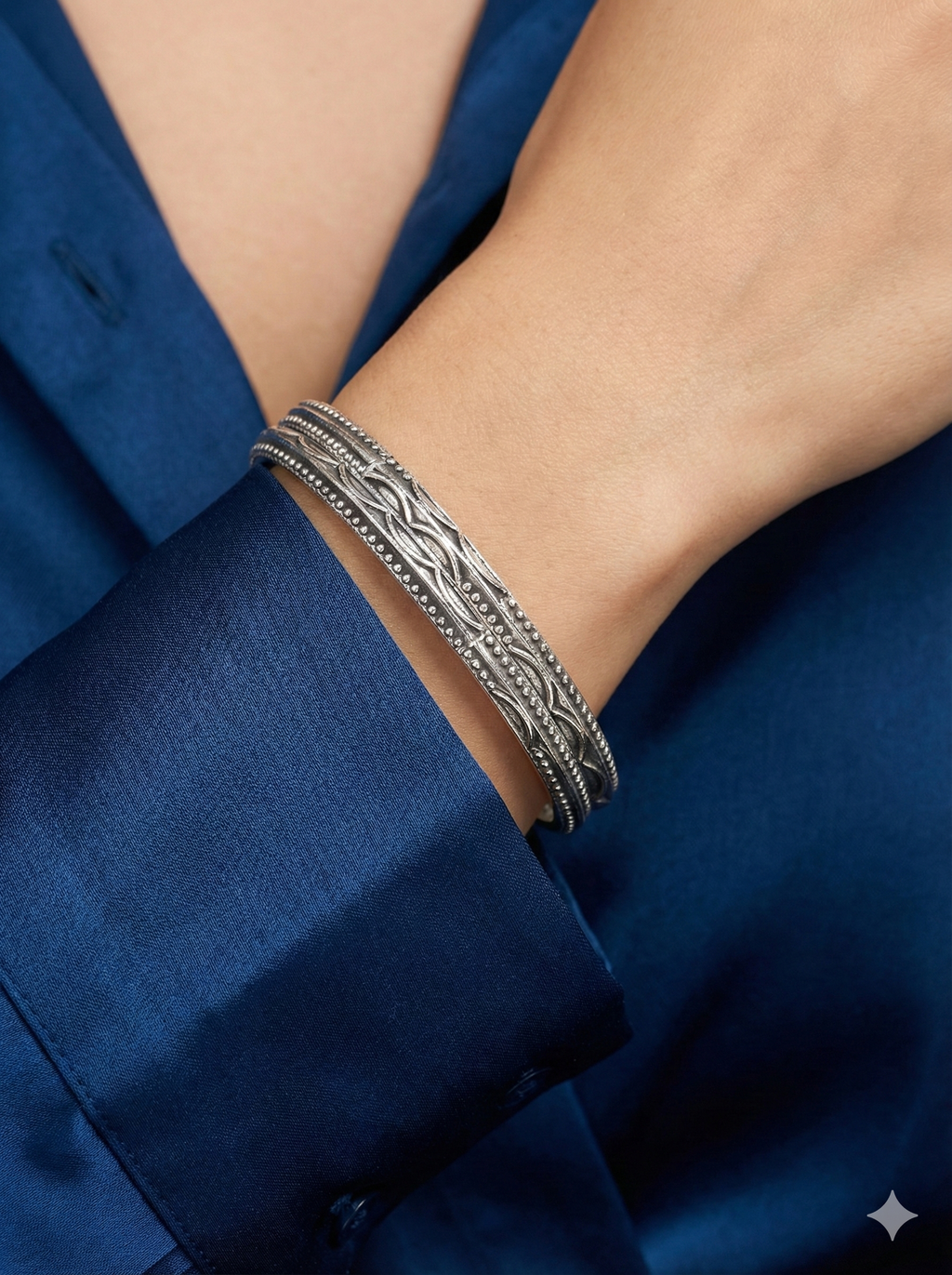 Silver Bangle_3