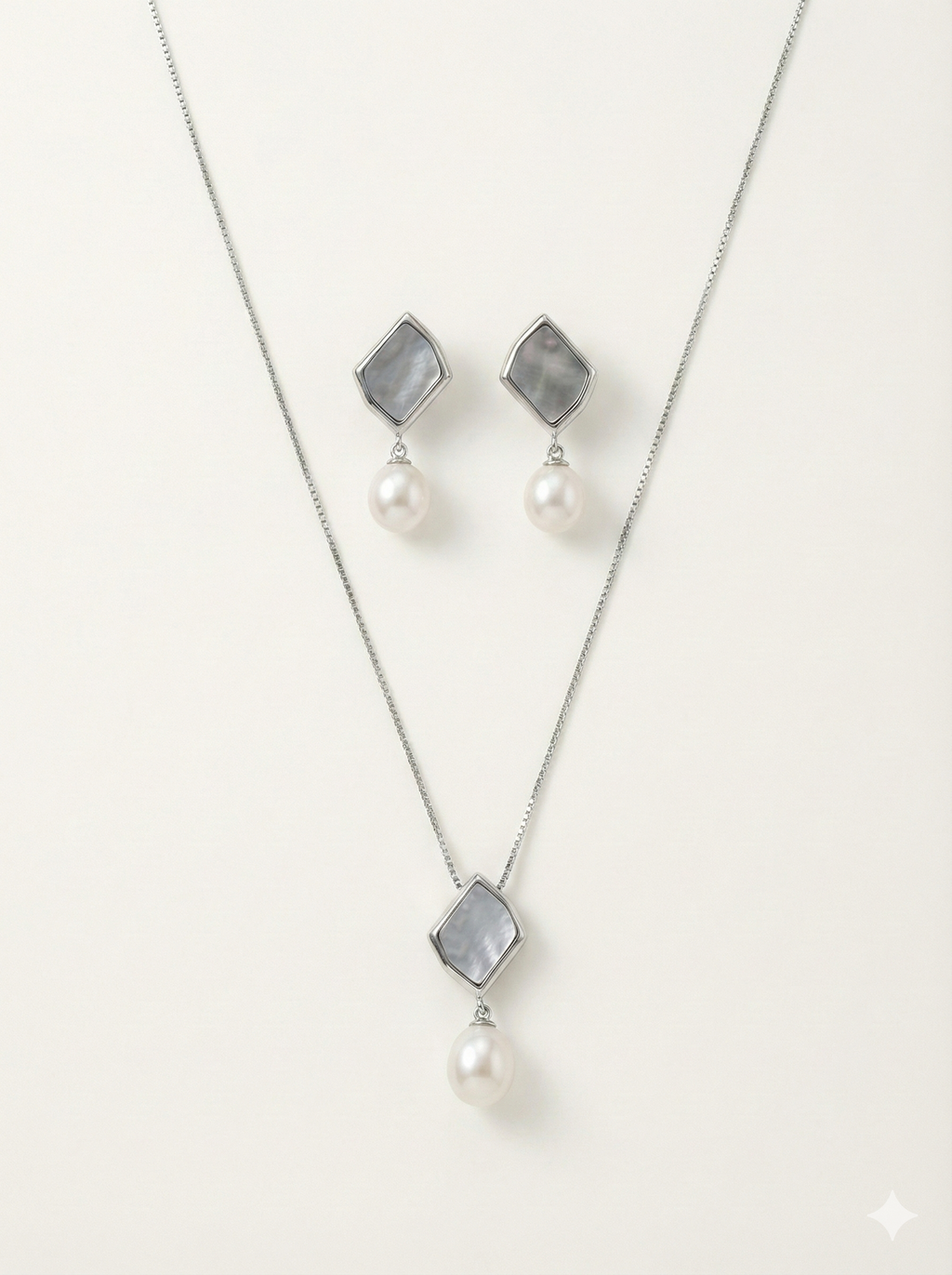 Silver Rhombus & Pearl Drop Jewelry Set_1