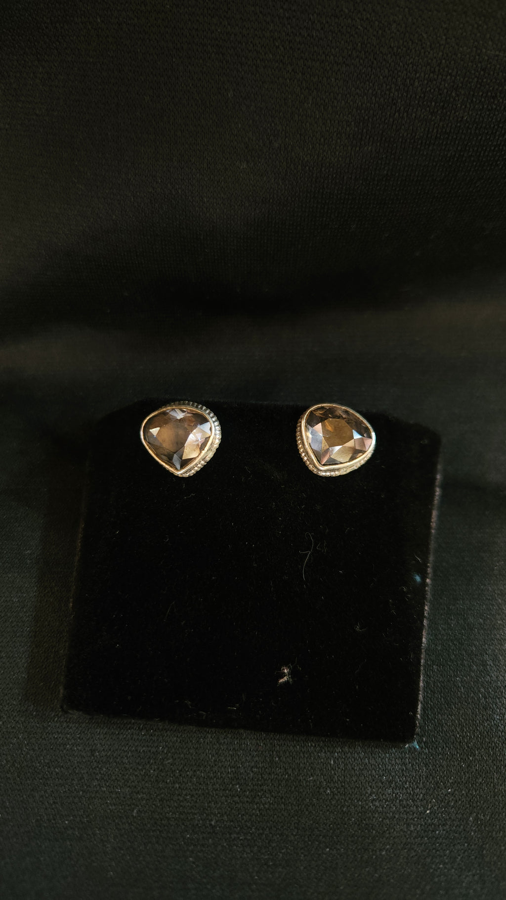 Smoky Trillion Studs