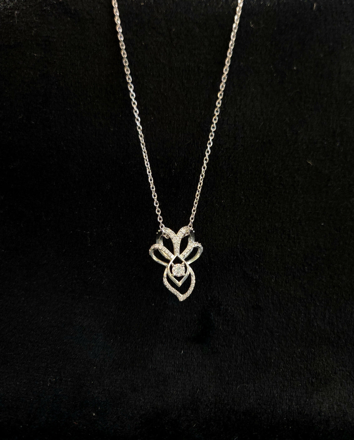 Sparkling Bloom Pendant