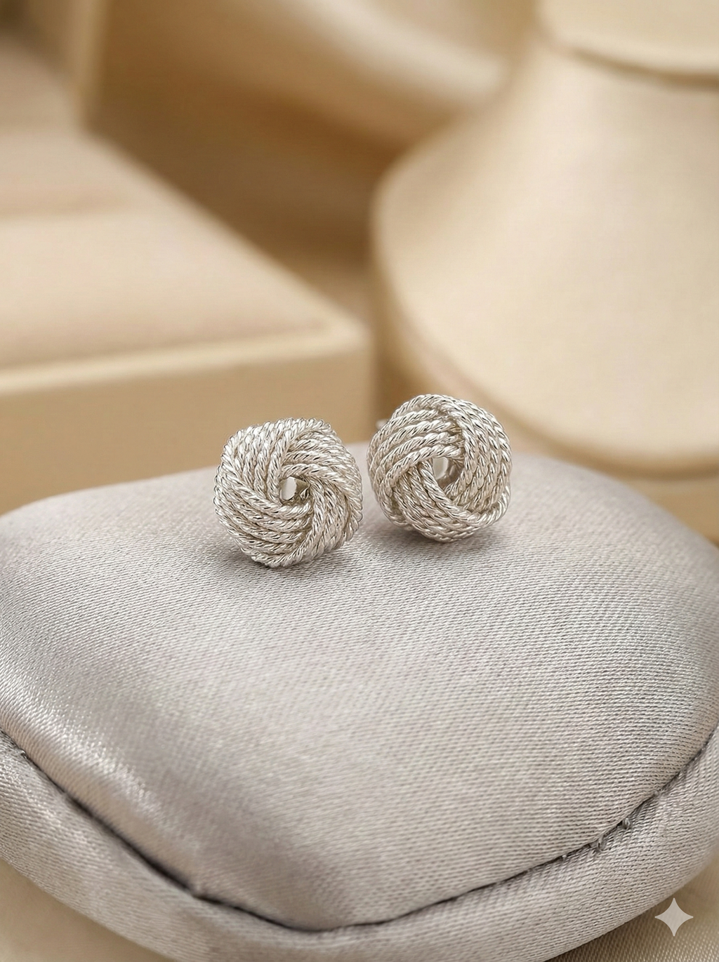 The Classic Knot_2