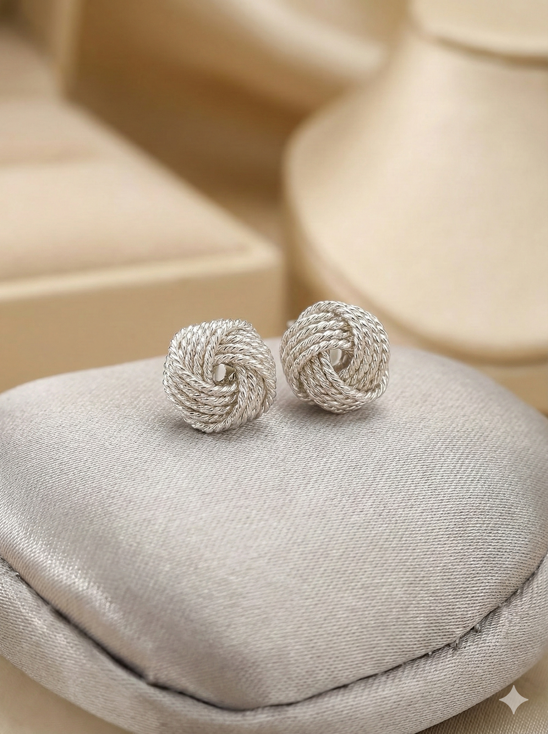 The Classic Knot_2