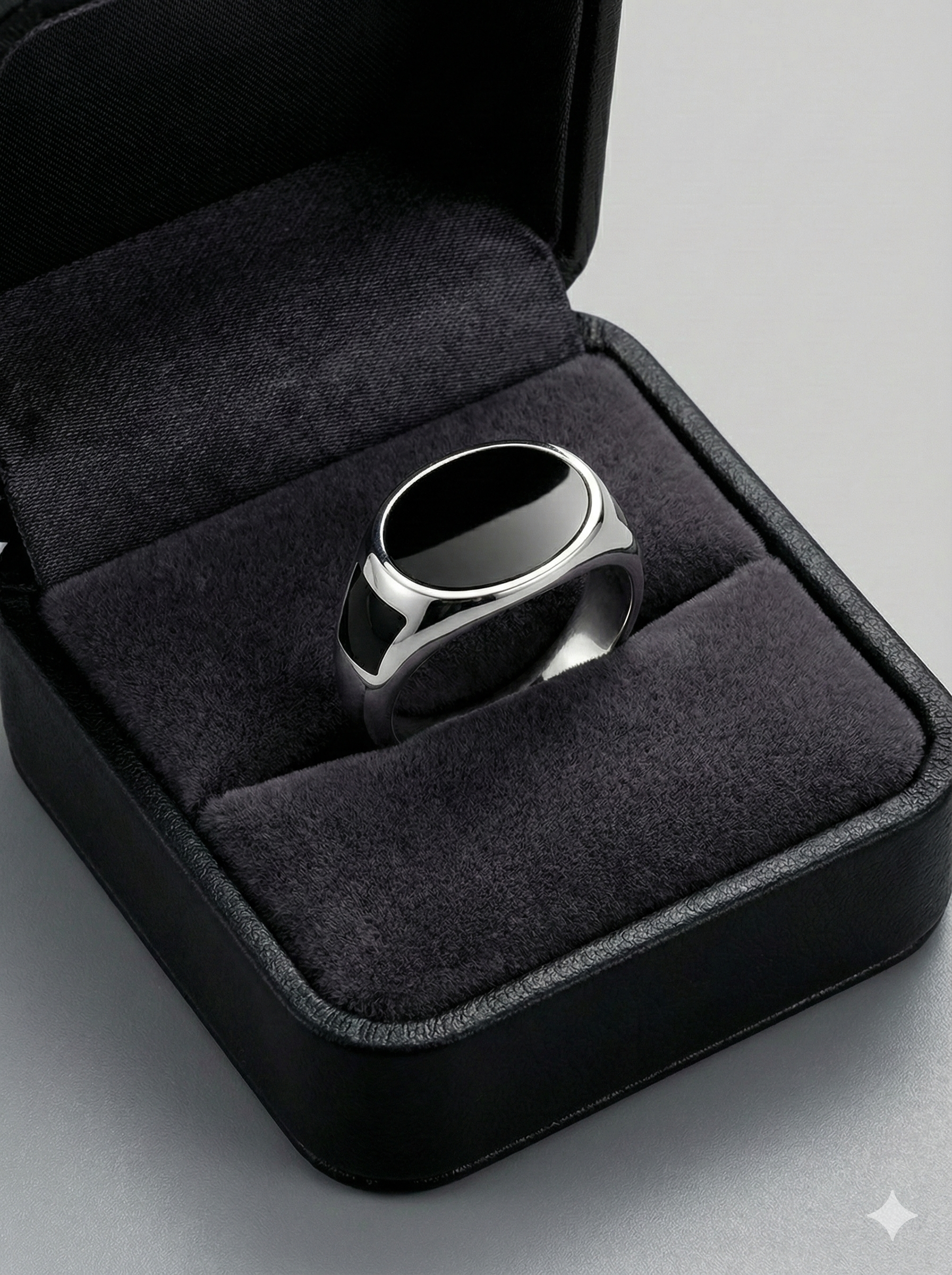 The Classic Onyx Signet_2
