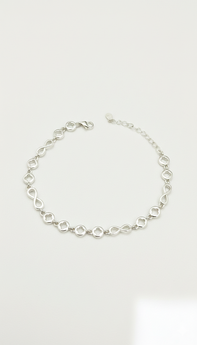 The Infinity Charm Bracelet_4