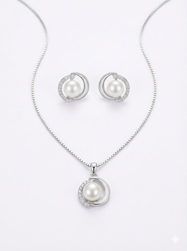 The Lunar Pearl crescent Set_1