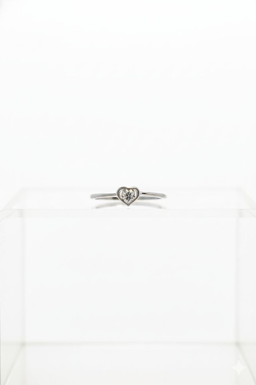 The Petite Heart Ring_1