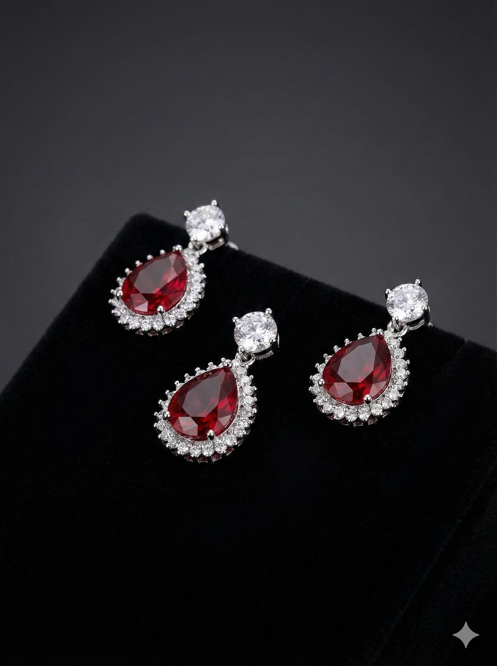 The Scarlet Pear_1