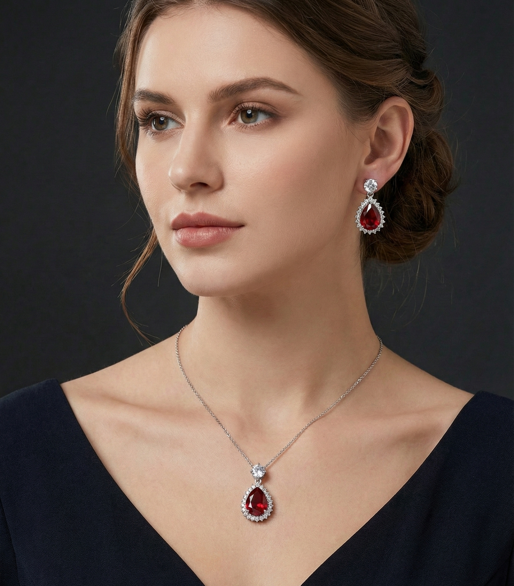 The Scarlet Pear_2