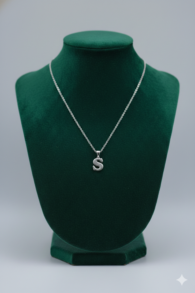 The Signature S Pendant_1