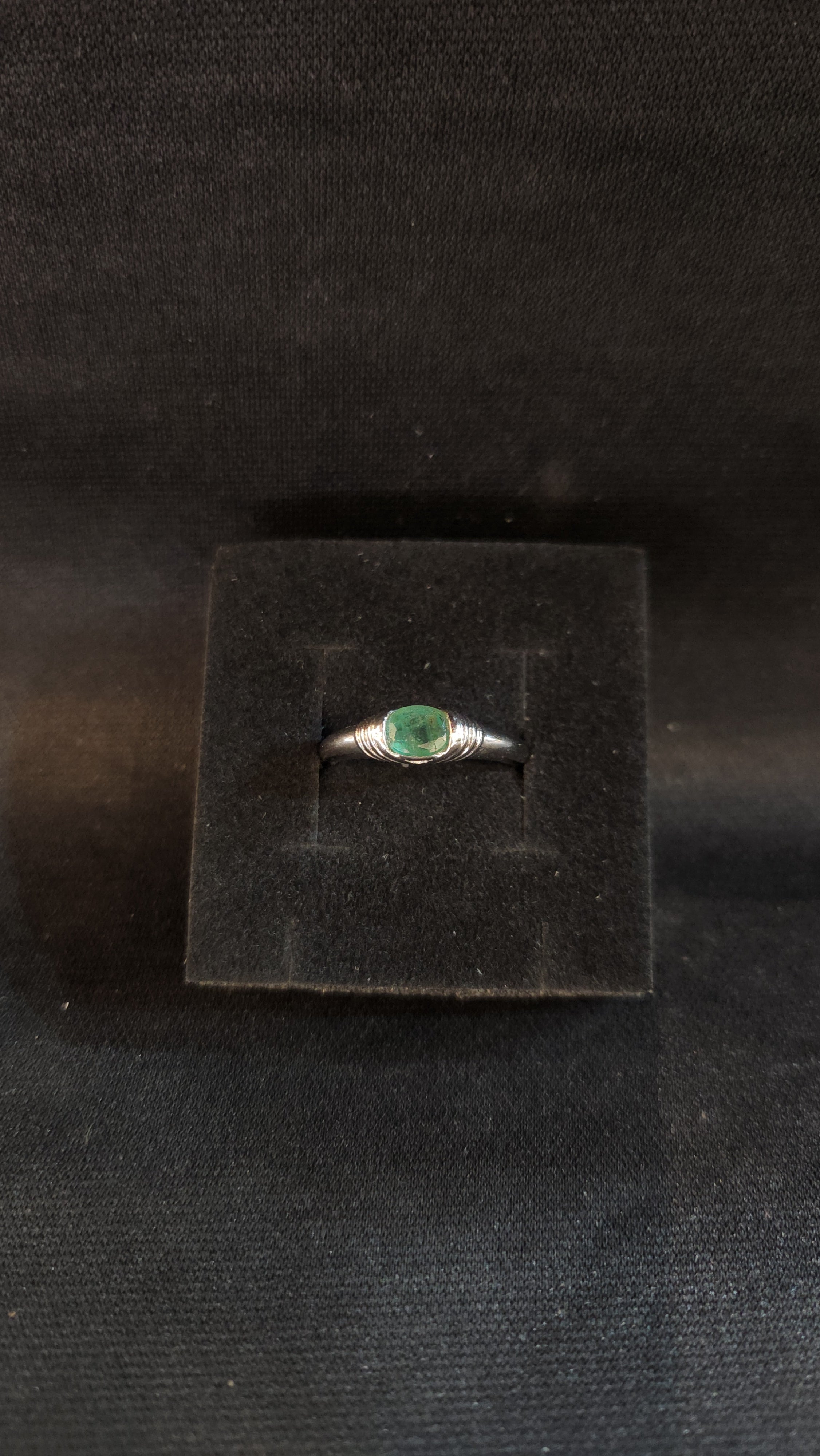 Natural Emerald Ring