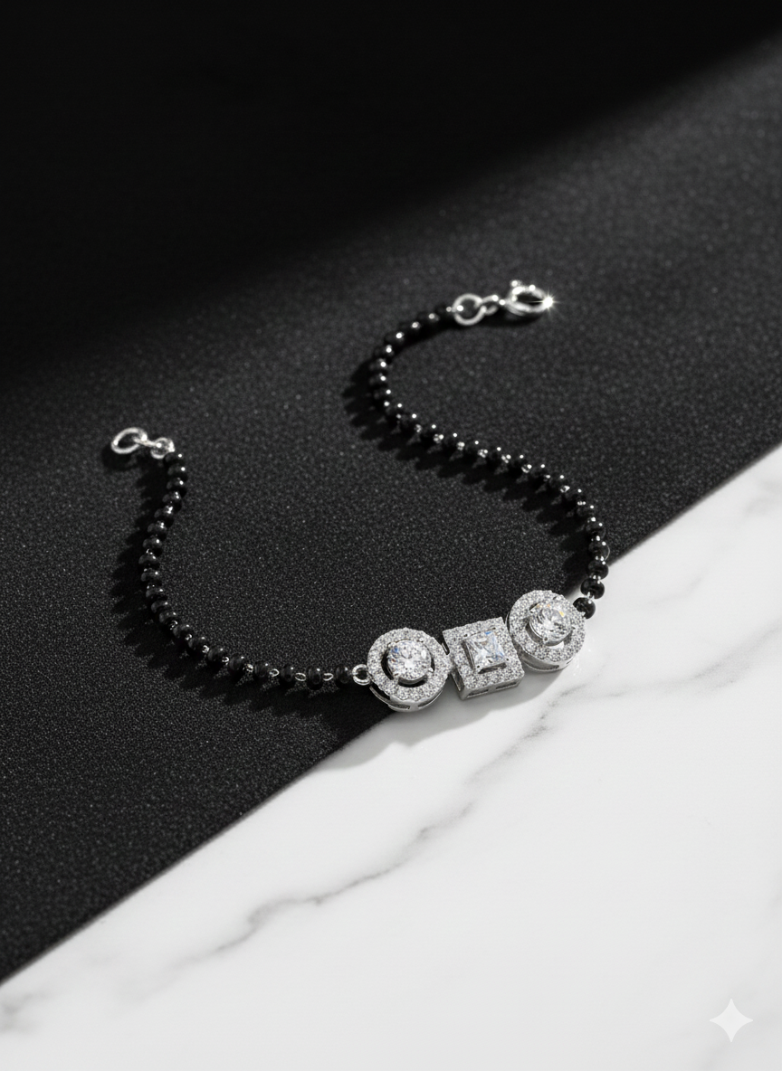Trinity Bond Bracelet_1