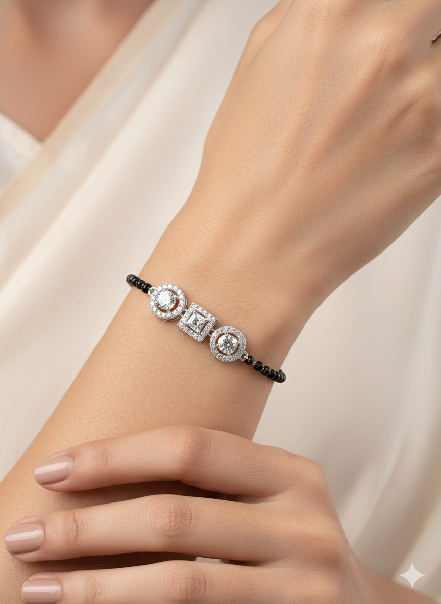 Trinity Bond Bracelet_2