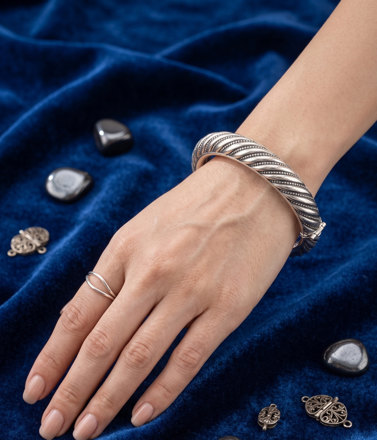 Twist Grace Bracelet