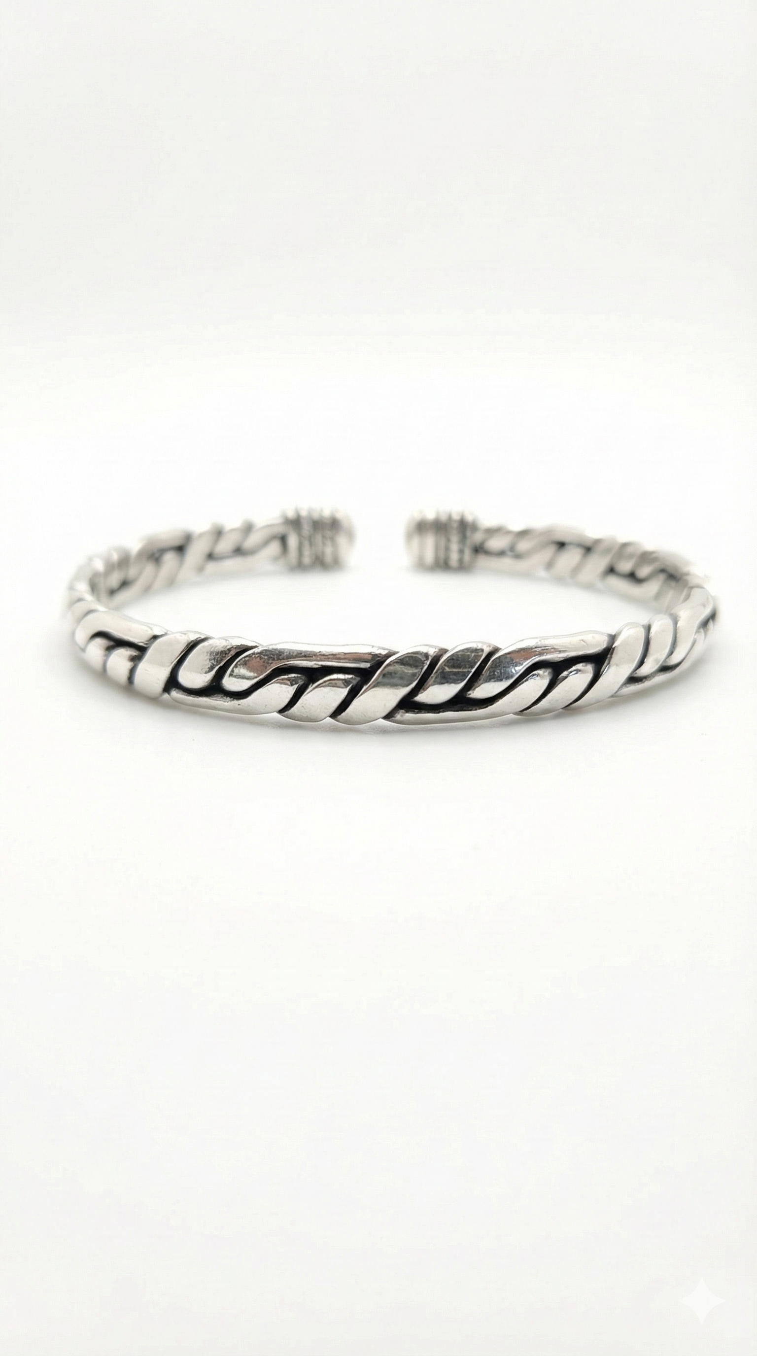 Twisted Silver Cuff_5