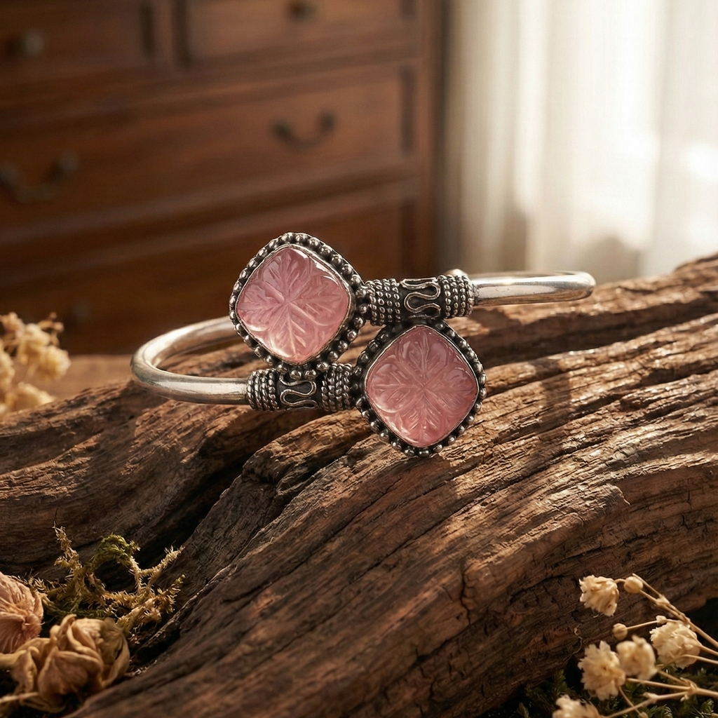 Vintage Style Pink Gemstone Bangle_2