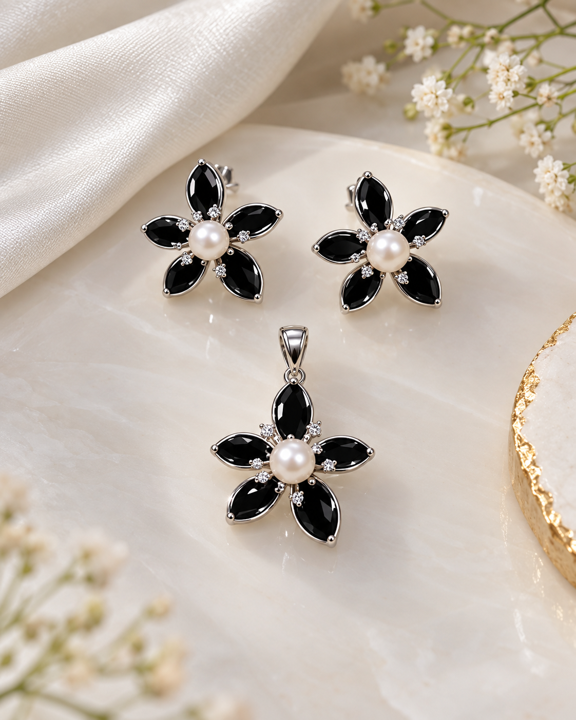 Black Stone & Pearl Pendant Set by Myrah Jewels