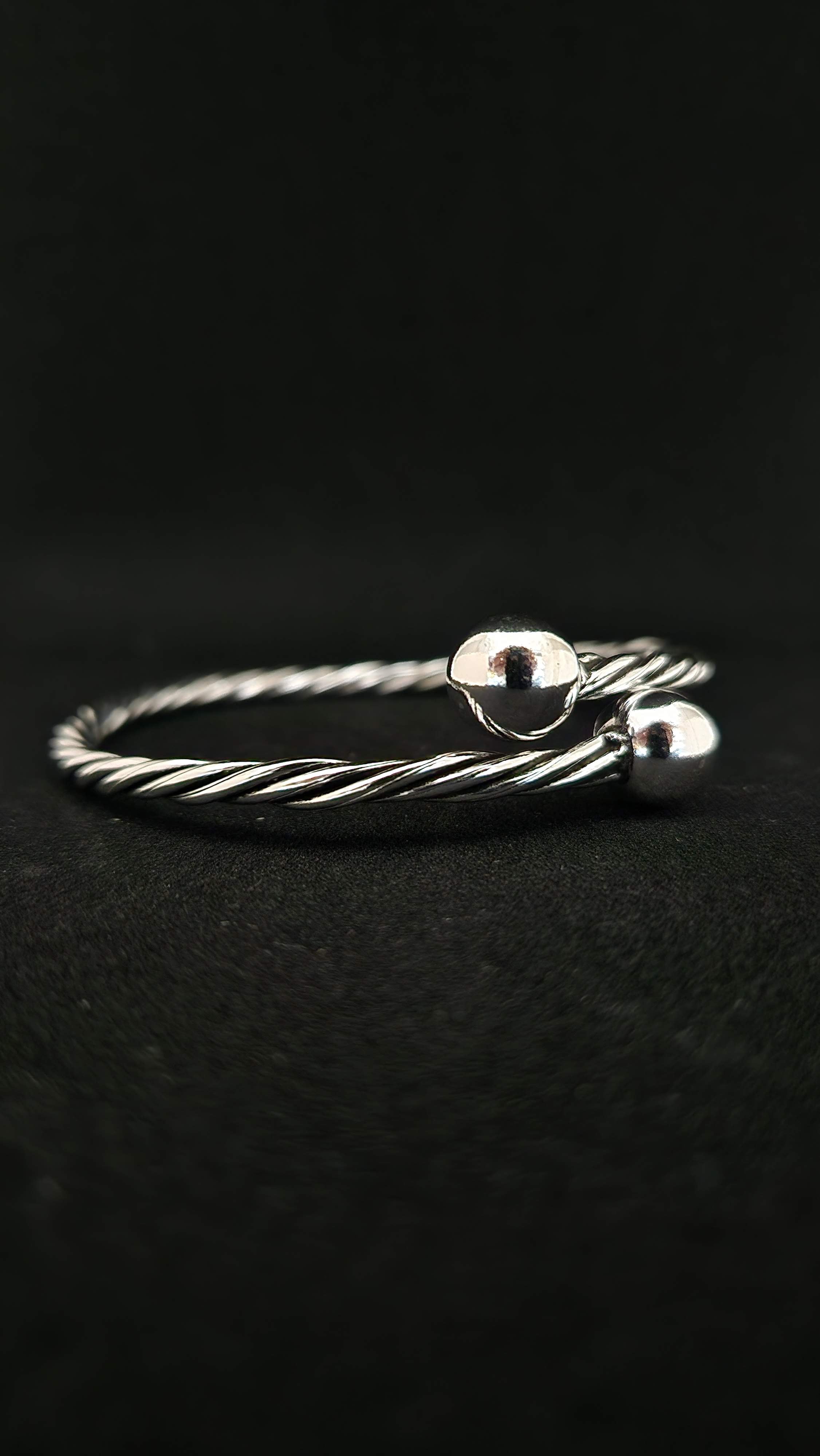 Dual Bead Cable Cuff